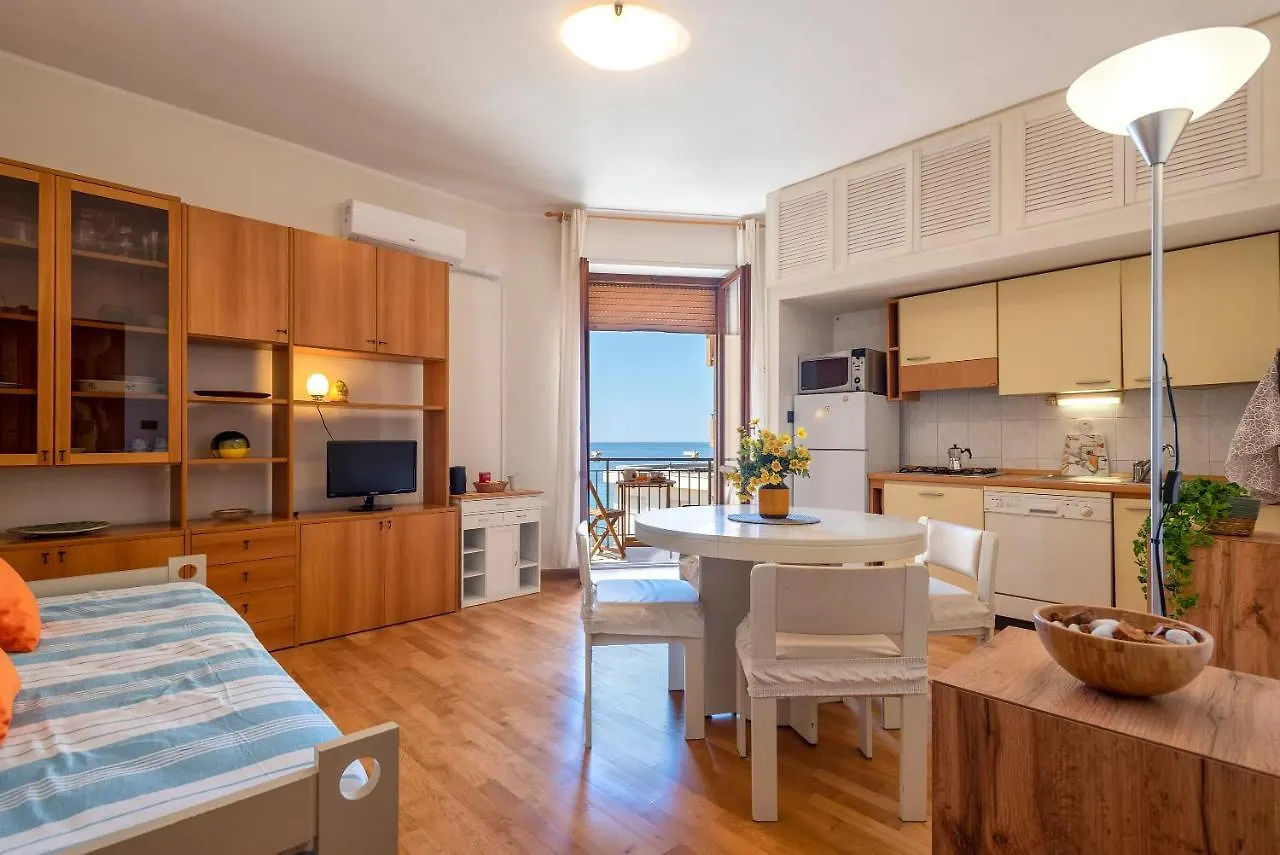 La Casa E Il Mare Apartment Alghero Italy